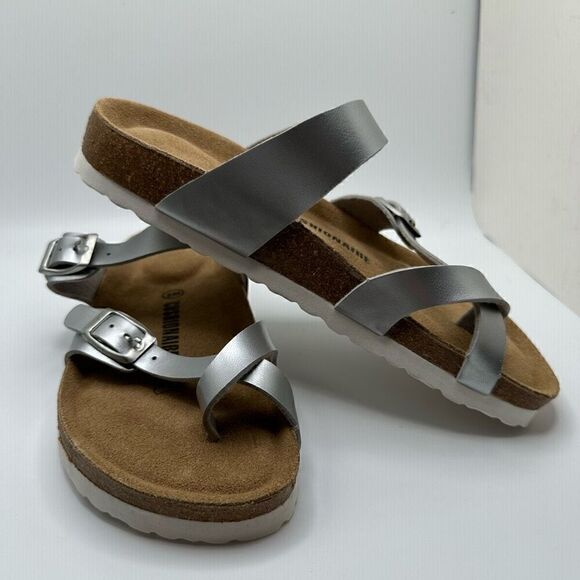 CUSHIONAIRE Women's Cork Footbed Sandal With +Comfort 6 SILVER - Picture 6 of 7